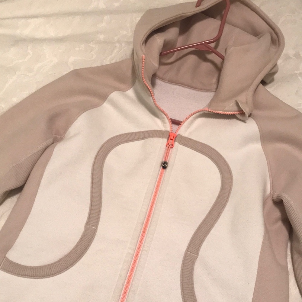 Lululemon sweatshirt jacket 6
